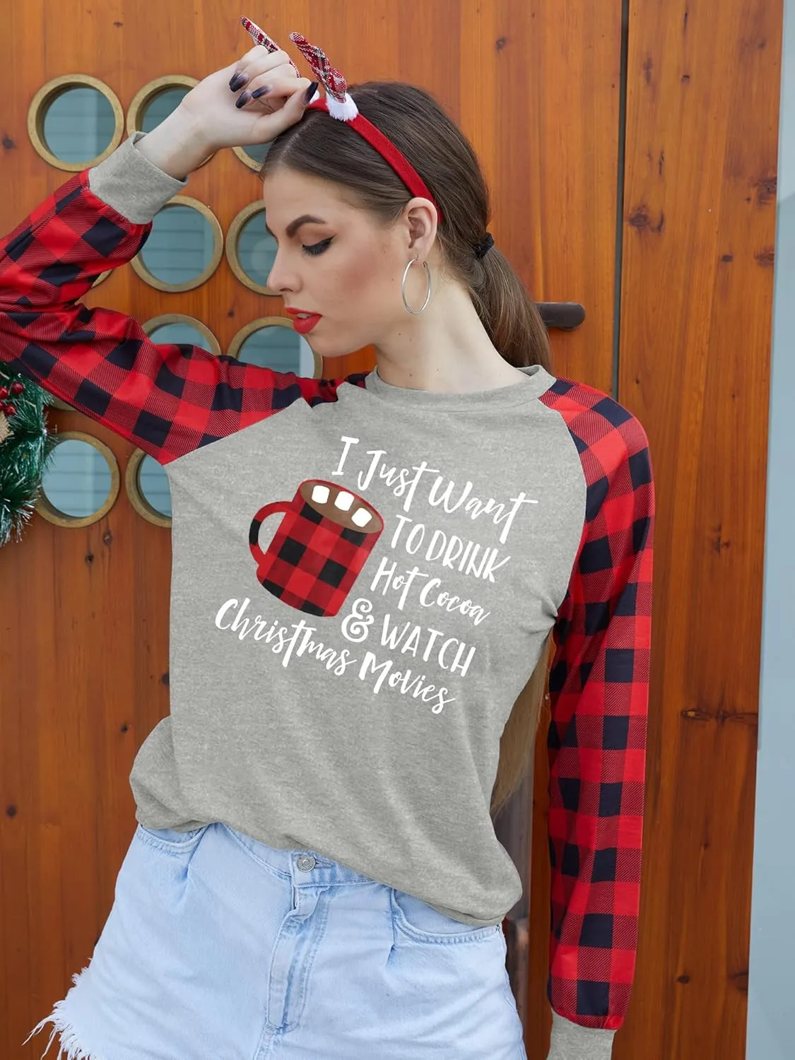 Binshre Merry Christmas Shirts for Women Christmas Tree Sweatshirts Funny Plaid Holiday T Shirt Snowflake Long Sleeve Tops