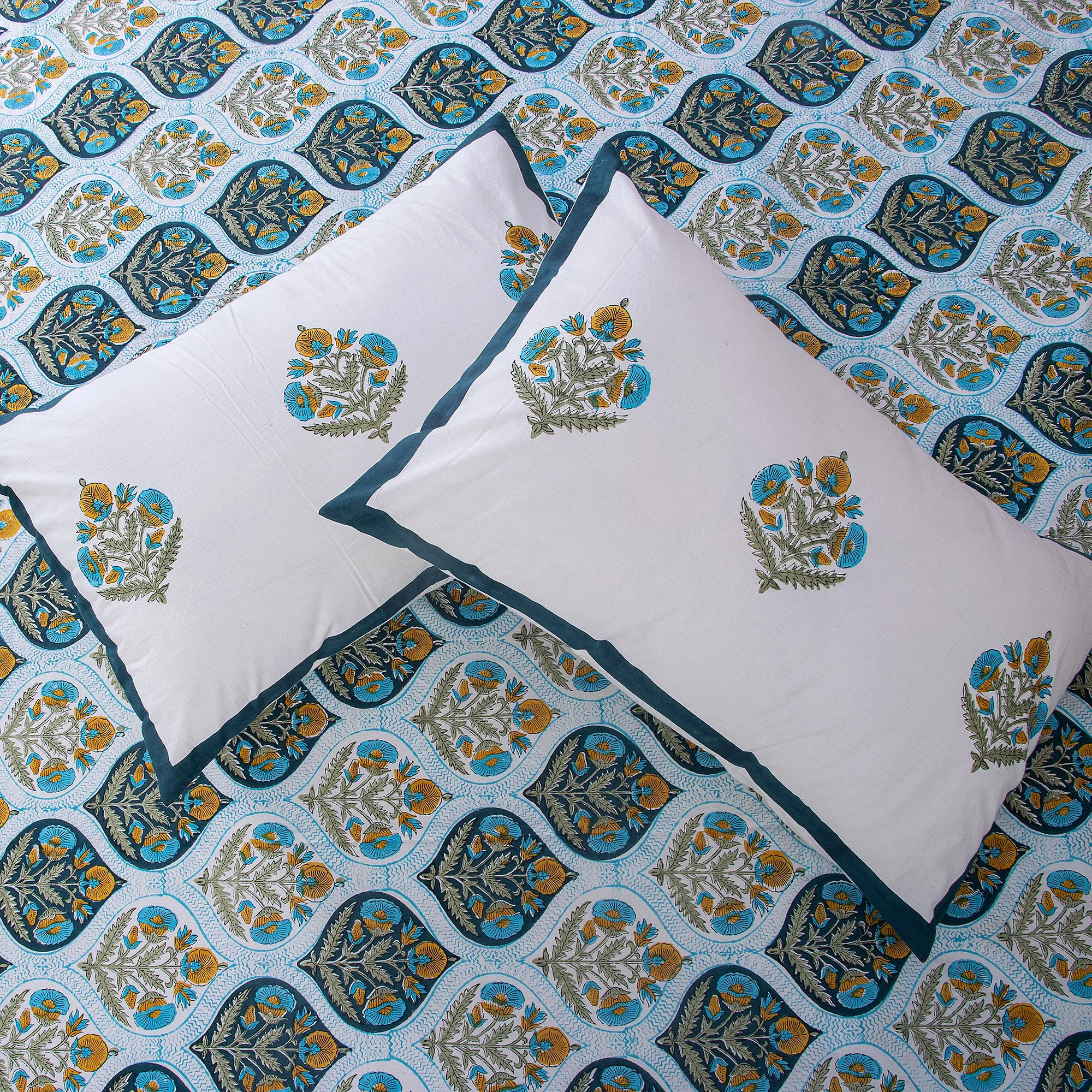 Boota Floral Printed Pure Cotton Double & Single Bedsheet
