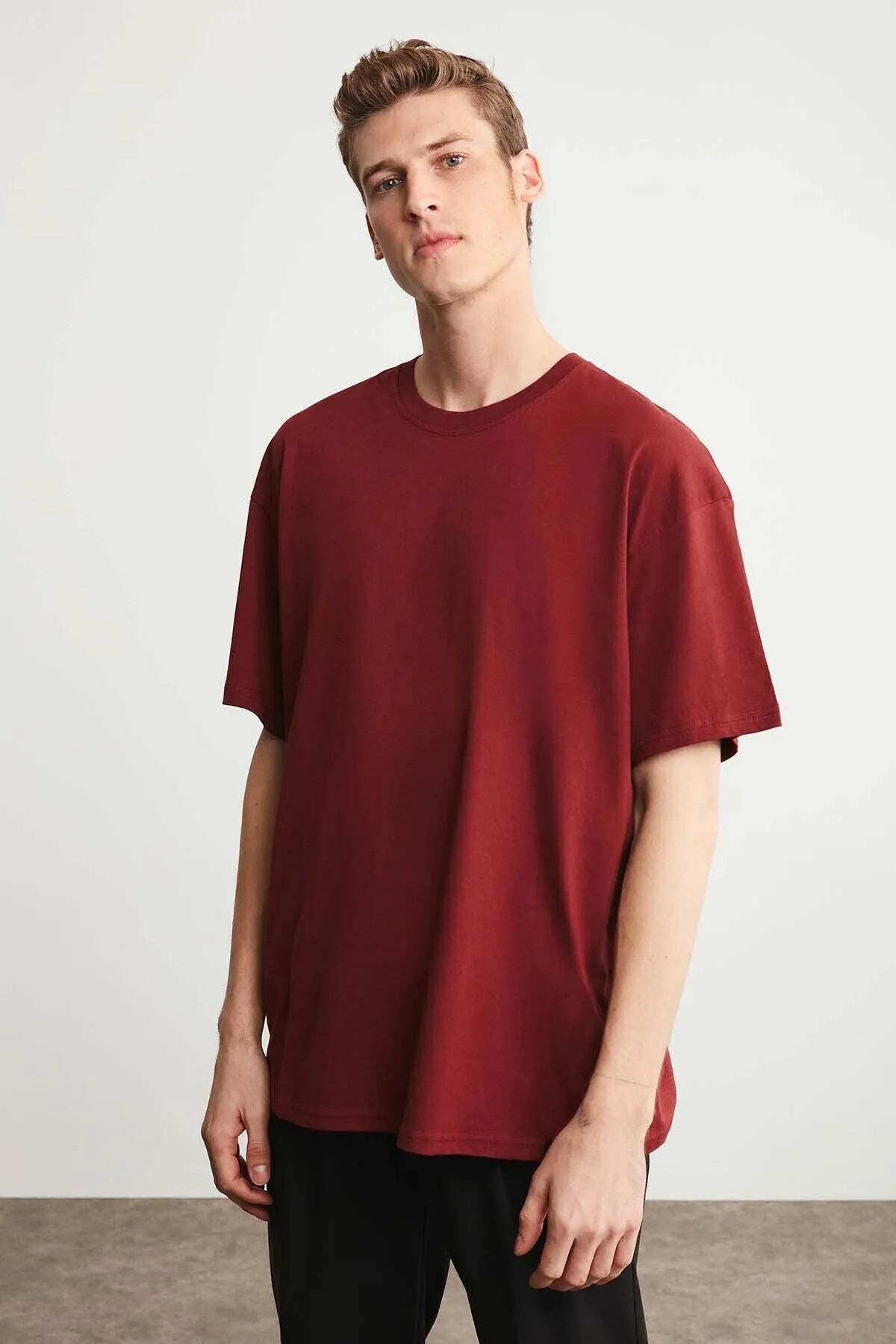 Dropshoulder Tee - Maroon