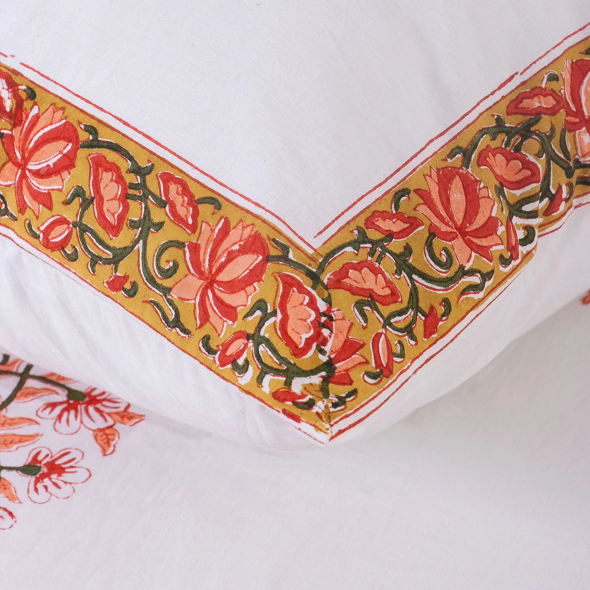 Unique Corporate Gifts Boota Floral Printed Soft Cotton Block Print Bedsheets With Pillow Cover